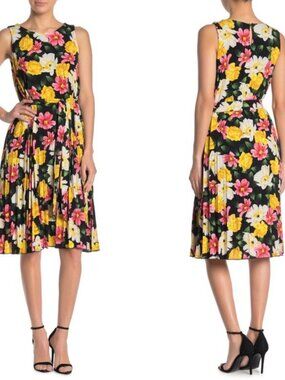 T Tahari Floral Printed Pleated Belted Dress L